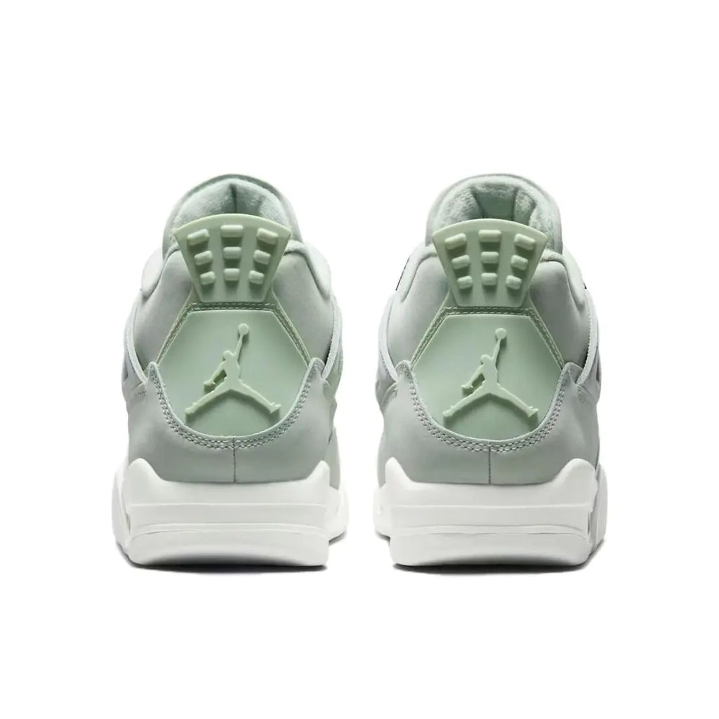 Air Jordan 4 " Seafoam Sail "