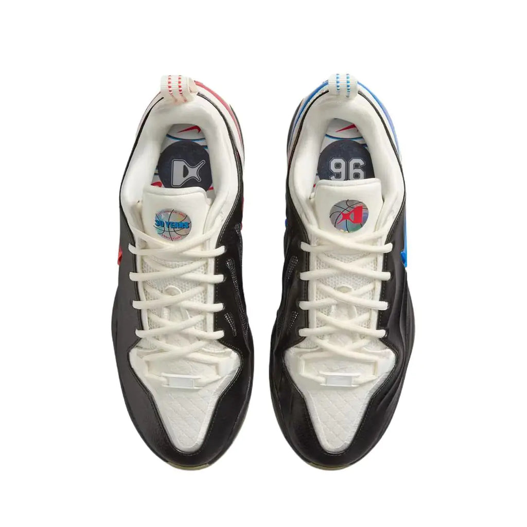 Nike A.Two 'Standing Ovation'