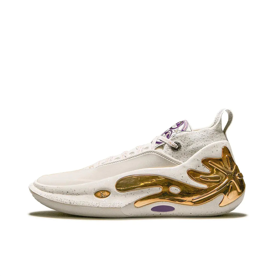 Lining Way of Wade 11 " Statue "