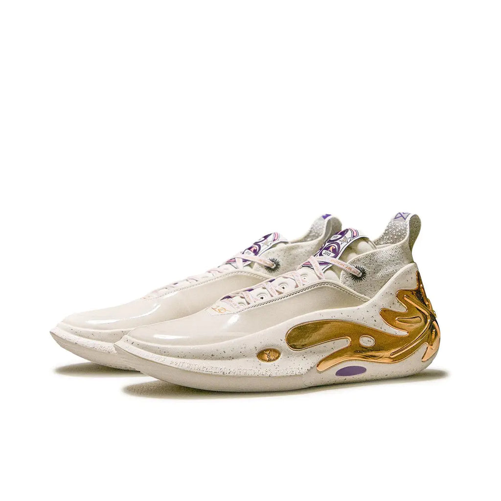 Lining Way of Wade 11 " Statue "