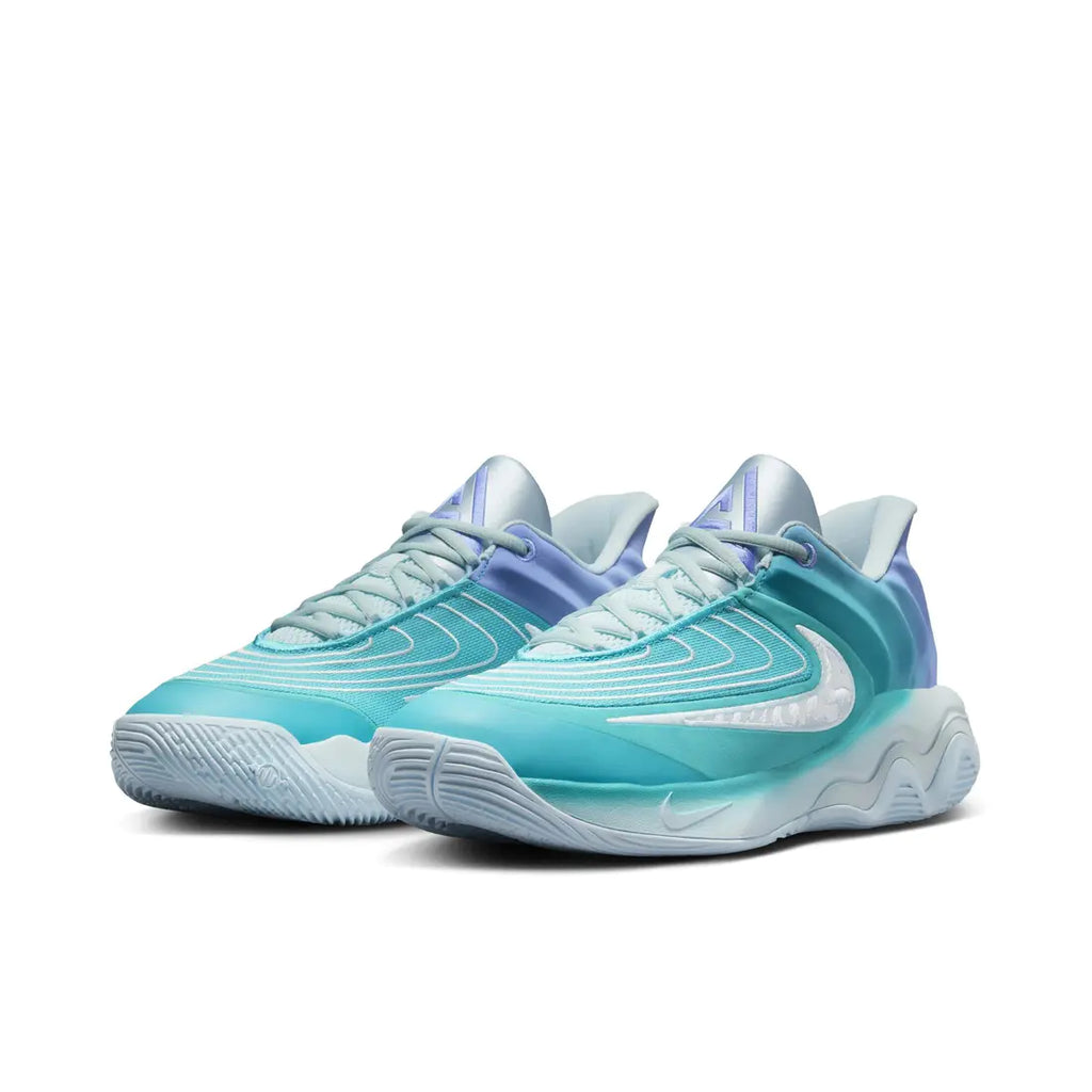 Nike Giannis Immortality 4 " Christmas "