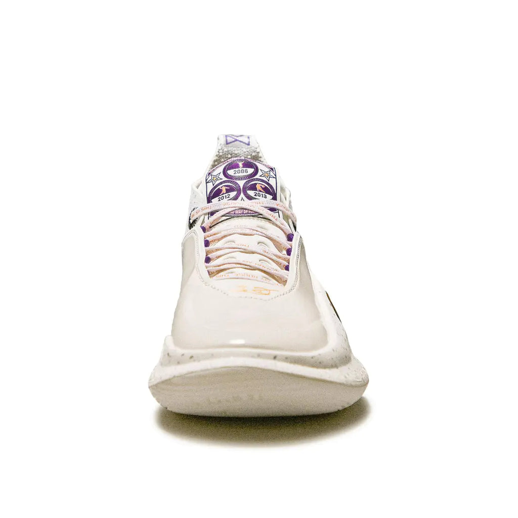 Lining Way of Wade 11 " Statue "