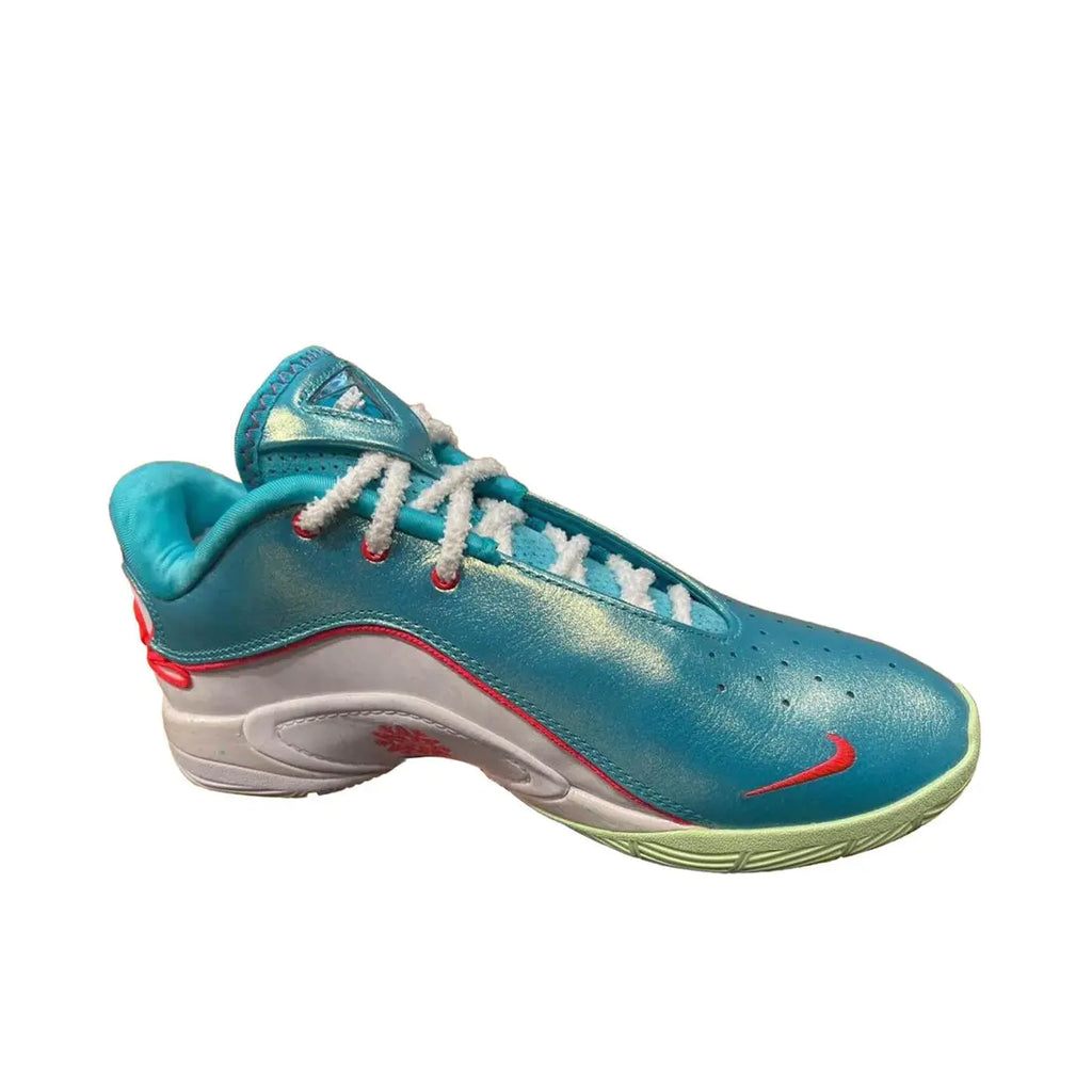 Nike LeBron 22 " Christmas "