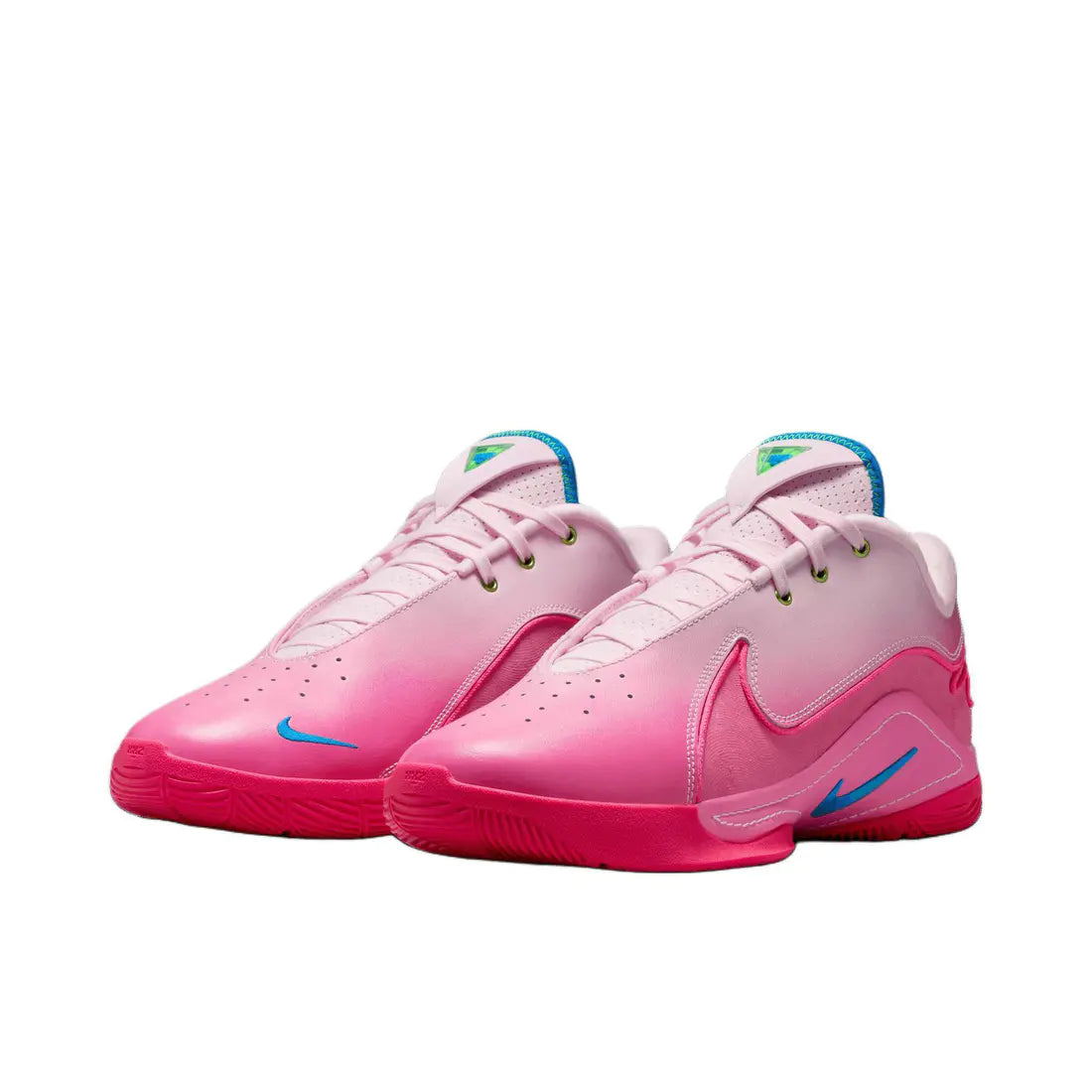 Nike LeBron 22 " Valentine " ( GS )