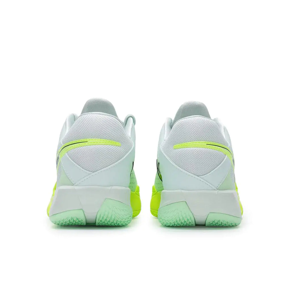 Nike G.T. CUT CROSS " Barely Green "