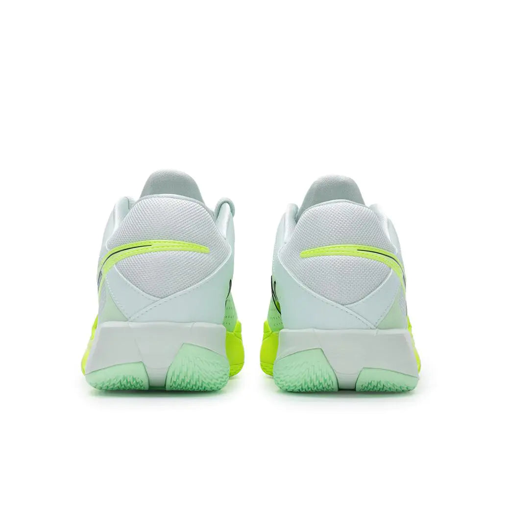 Nike G.T. CUT CROSS " Barely Green "
